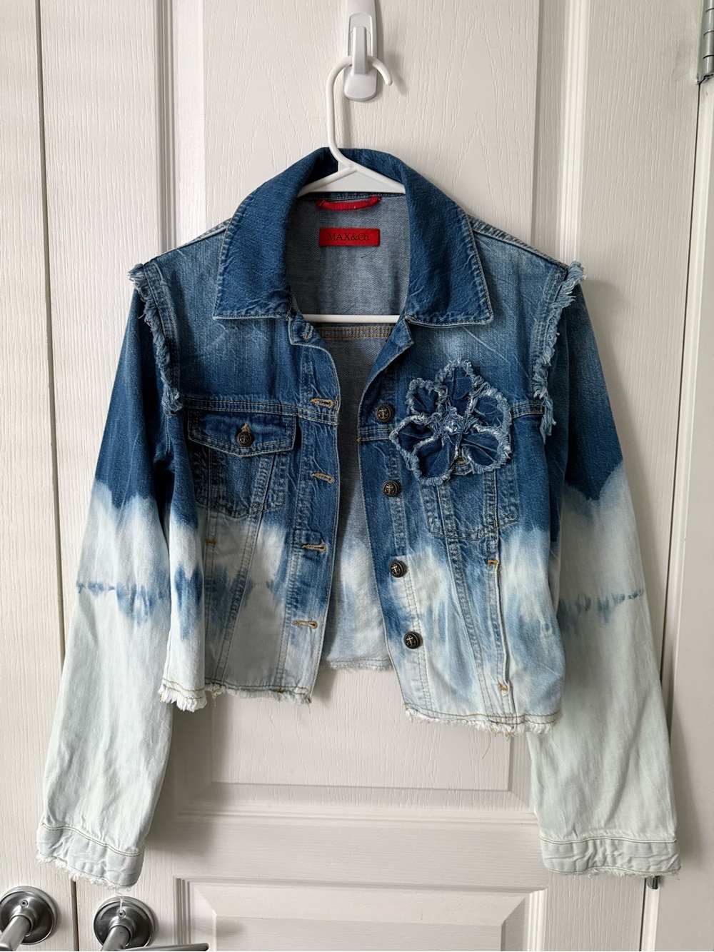 Max&Co. Cropped Blue-to-White Dip-Dye Denim Jacket with Floral Appliqué